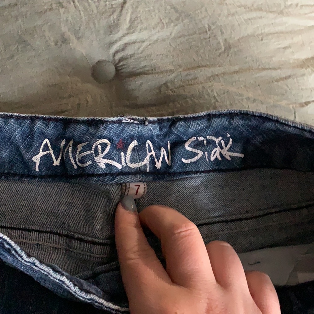 Shorts - Picture 3 of 3